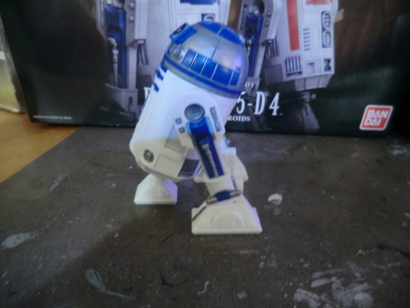 R2 -D2 / R5/D4 Bandai D2r2_152