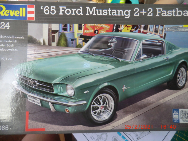 [REVELL]  FORD MUSTANG 2+2 Fastback 65 Réf 07065 F-m_0011
