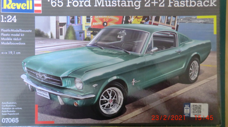 [REVELL] FORD MUSTANG 2+2 Fastback '65 1/24ème Réf 07065 Ford_m11