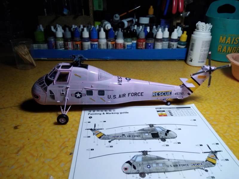 [GALLERY MODELS] SIKORSKY HH-34 J  CHOCTAW USAF Combat Rescue Réf 64104  - Page 3 Hh-34170
