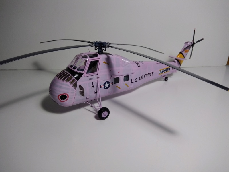 [GALLERY MODELS] SIKORSKY HH-34 J  CHOCTAW USAF Combat Rescue Réf 64104  - Page 3 Hh-34175
