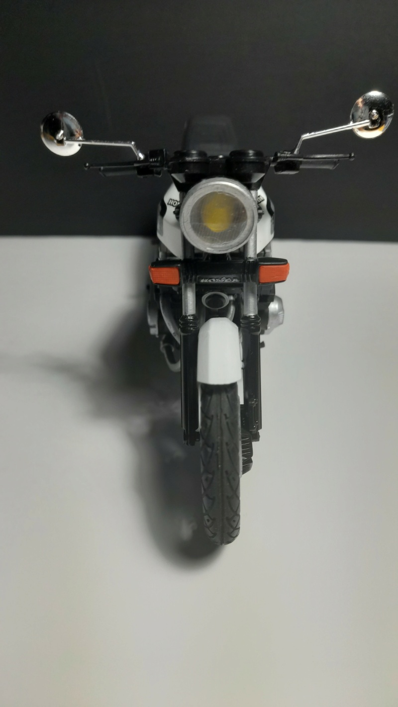 [AOSHIMA] HONDA CBX 400 F 1/12ème Réf 04164-03 Honda139