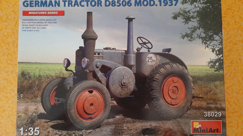 [MINIART] Tracteur allemand D8506 modèle 1937 1/35ème Réf 38029   M_00515