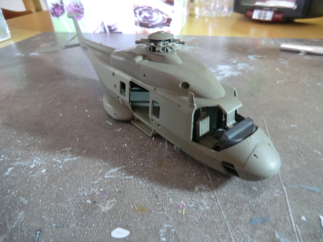 NH-90 NATO 1/72 Revell 04403 Nh-90_37