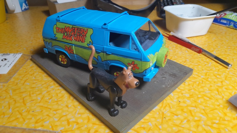 [REVELL] LE VAN de SCOOBY-DOO ! Réf 07706 - Page 4 Scoub155