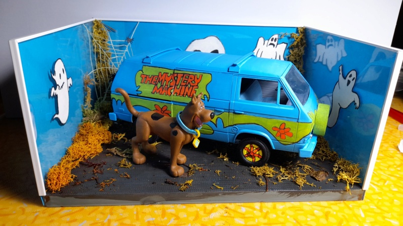 [REVELL] LE VAN de SCOOBY-DOO ! Réf 07706 - Page 5 Scoub186