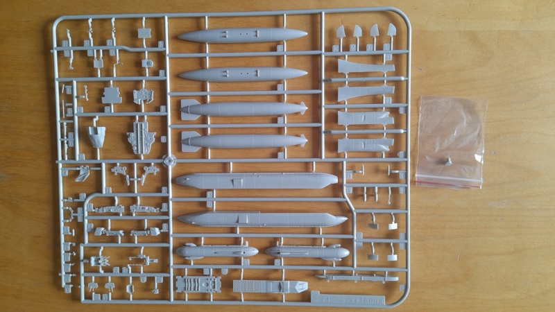 [KITTY HAWK] SOUKHOÏ Su-17 M3/M4 FITTER  K 1/48ème Réf KH 80144 Su-17_44