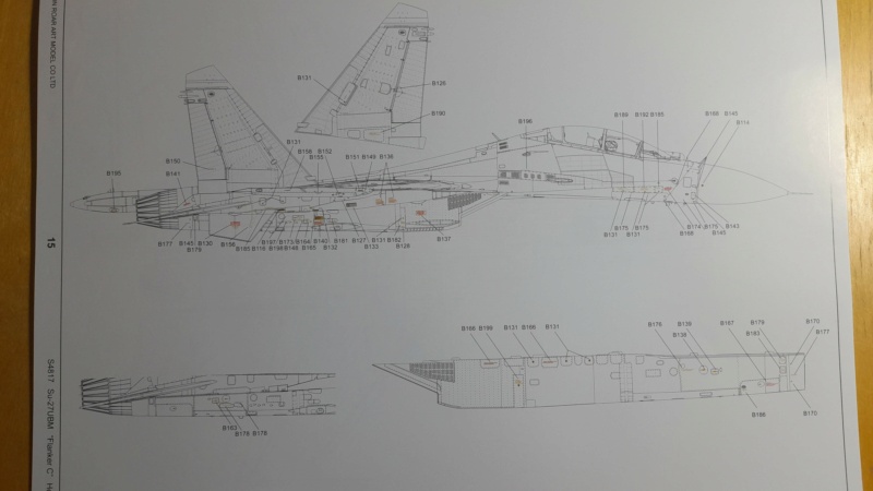 [GWH] SOUKHOÏ Su-27 UBM Flanker C UKRAINIAN AIR FORCE 1/48ème Réf S4817 Su-27_31