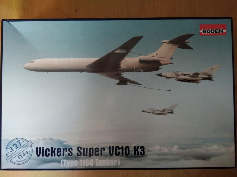 [RODEN] VICKERS SUPER VC10 K3 Type 1164 tankers 1/144ème Réf 327  Vicker11