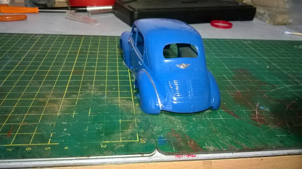 RENAULT 4 CV 1/24ème Réf 80762 Wp_20187