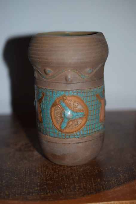 unknown pottery ?? Dsc_0037