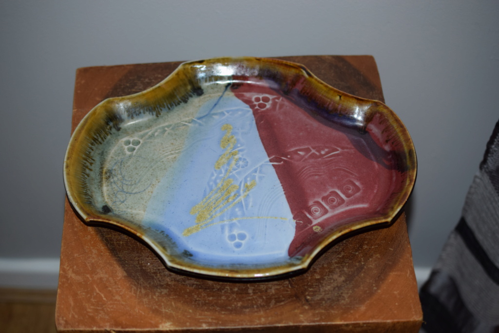 Studio pottery tray signed Franklyn?  Dsc_0228