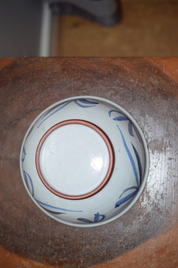 Unknown pottery ‘cap’ mark?? Dsc_0733