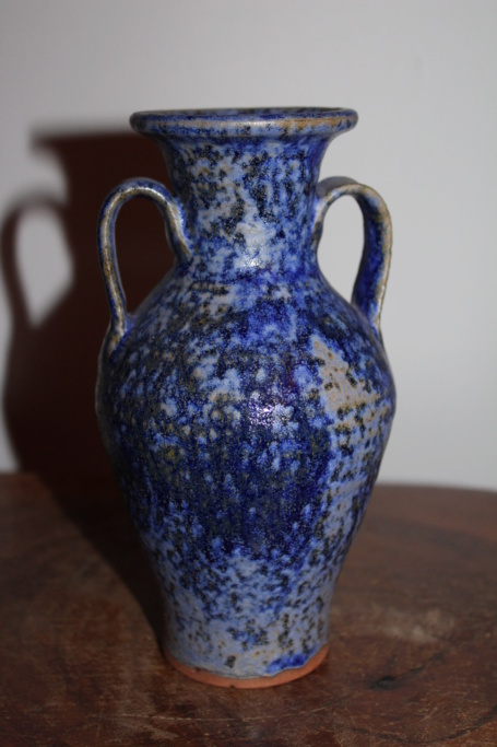 blue pottery vase ? Img_4218