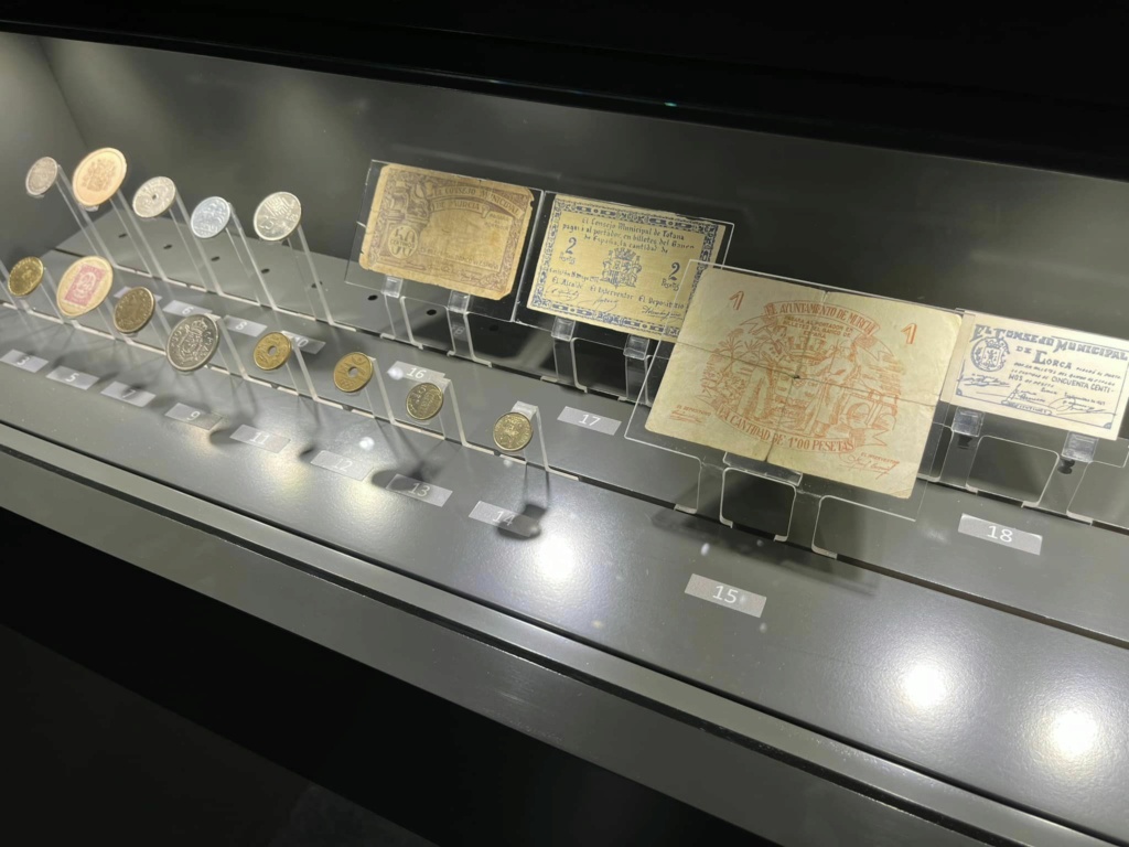 MUSEO ARQUEOLÓGICO DE MURCIA. NUMISMÁTICA 1111