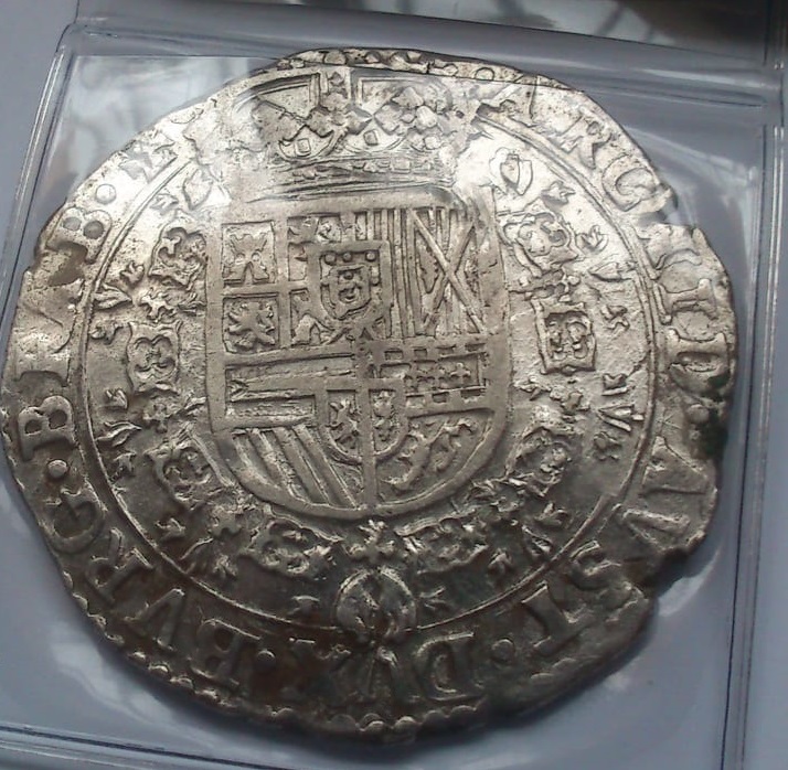 Patagon Carlos II , Ceca de AmberesS 1677. Whatsa19