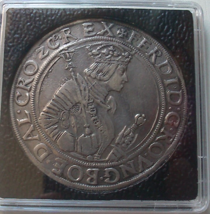 Taler de Fernando I de Habsburgo (1521-1564). Tirol Autríaco. - Página 2 Whatsa41