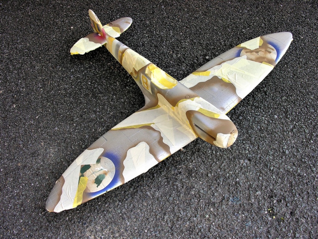 Spitfire MkIIa de Douglas Bader 100% scratch en bois massif sculpté au 1/15 ème - Page 2 6115