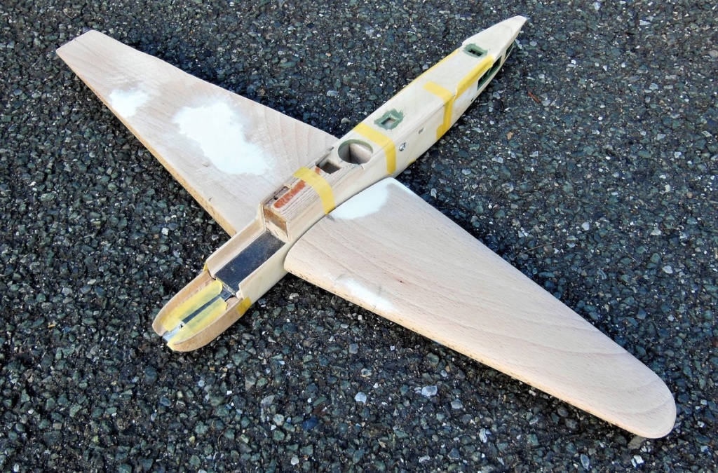 albemarle - (MONTAGE PROJET AA) Armstrong Whitworth AW 41 ALBEMARLE 1/48 scratch en bois massif sculpté - Page 2 8710