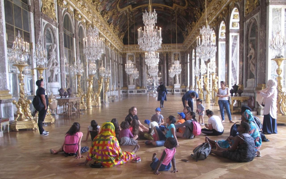 Le château de Versailles ouvre ses portes aux familles défavorisées 78227510