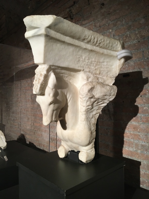 Museo de los Foros Imperiales, Mercado de Trajano, Roma 2078a810
