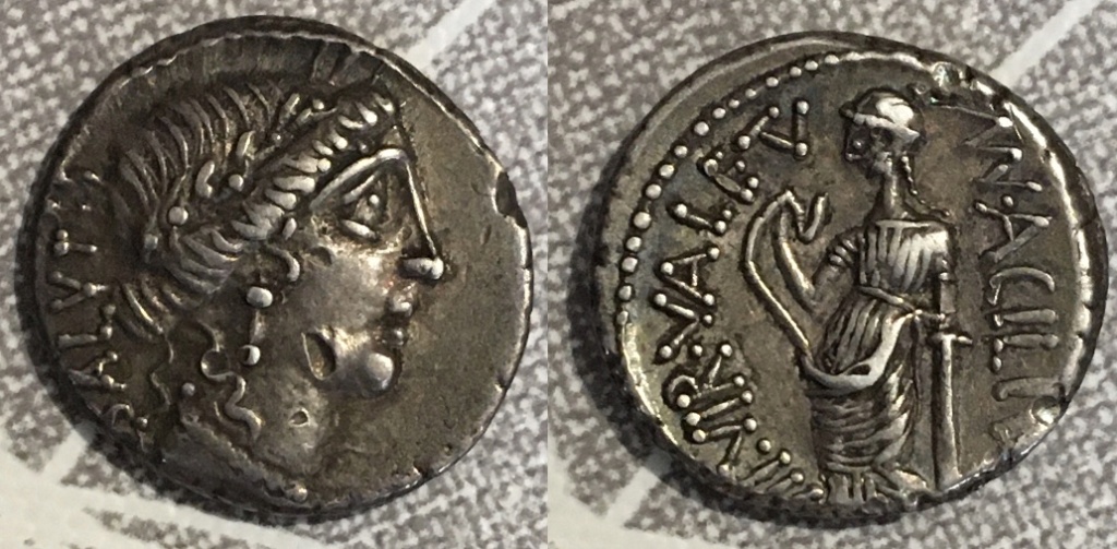 Denario de la Gens Acilia, MN ACILIVS III VIR VALETV, Roma, 49 aC. Acilio10