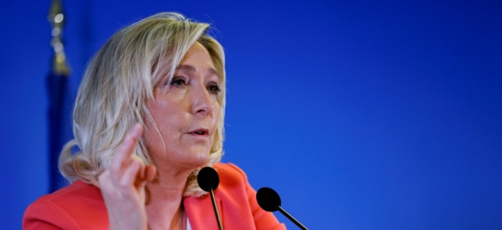  Si elle est élue, Le Pen veut réserver ses premières décisions à l'immigration  661-af32