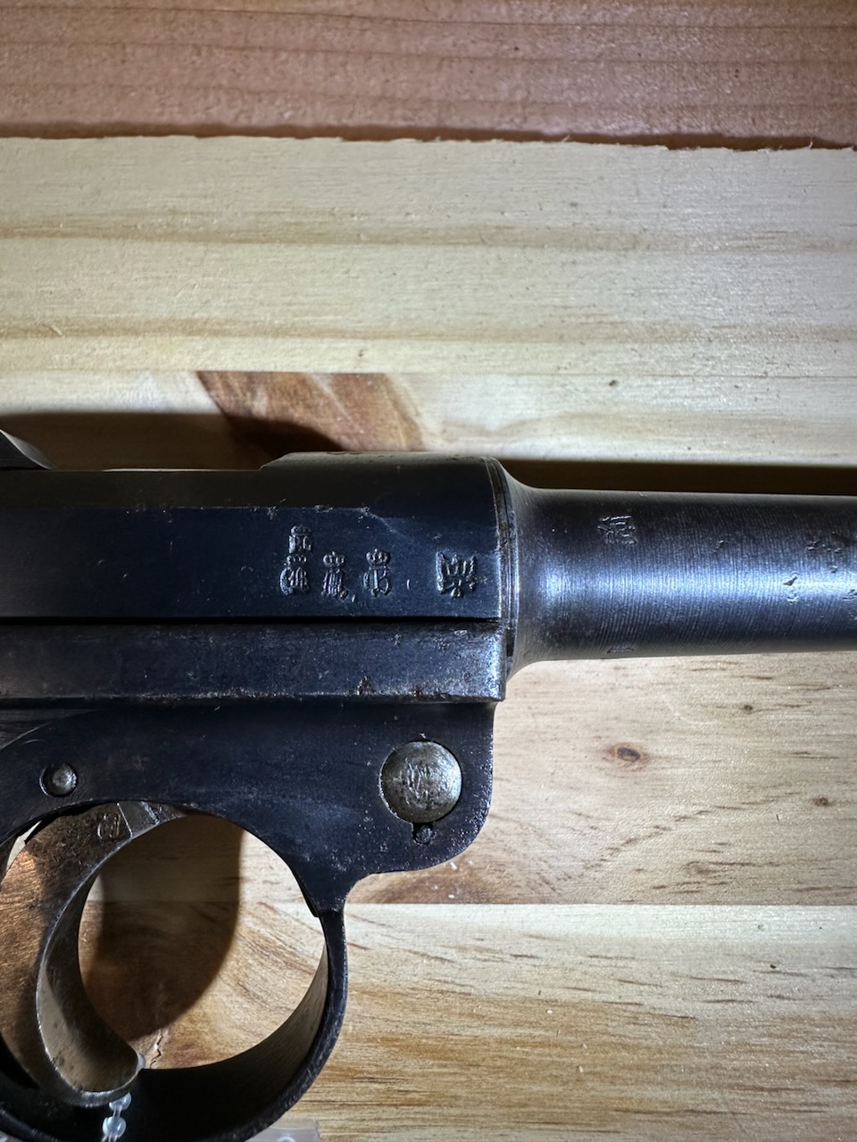 cherche renseignement sur Luger P08 ERFURT 1918 1918_310