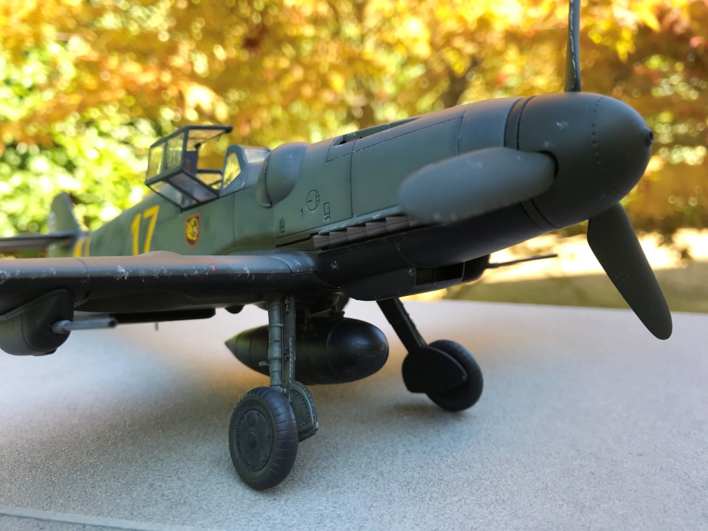 1/32 Corgi Bf 109G-6 "6 rouge" Img_6215