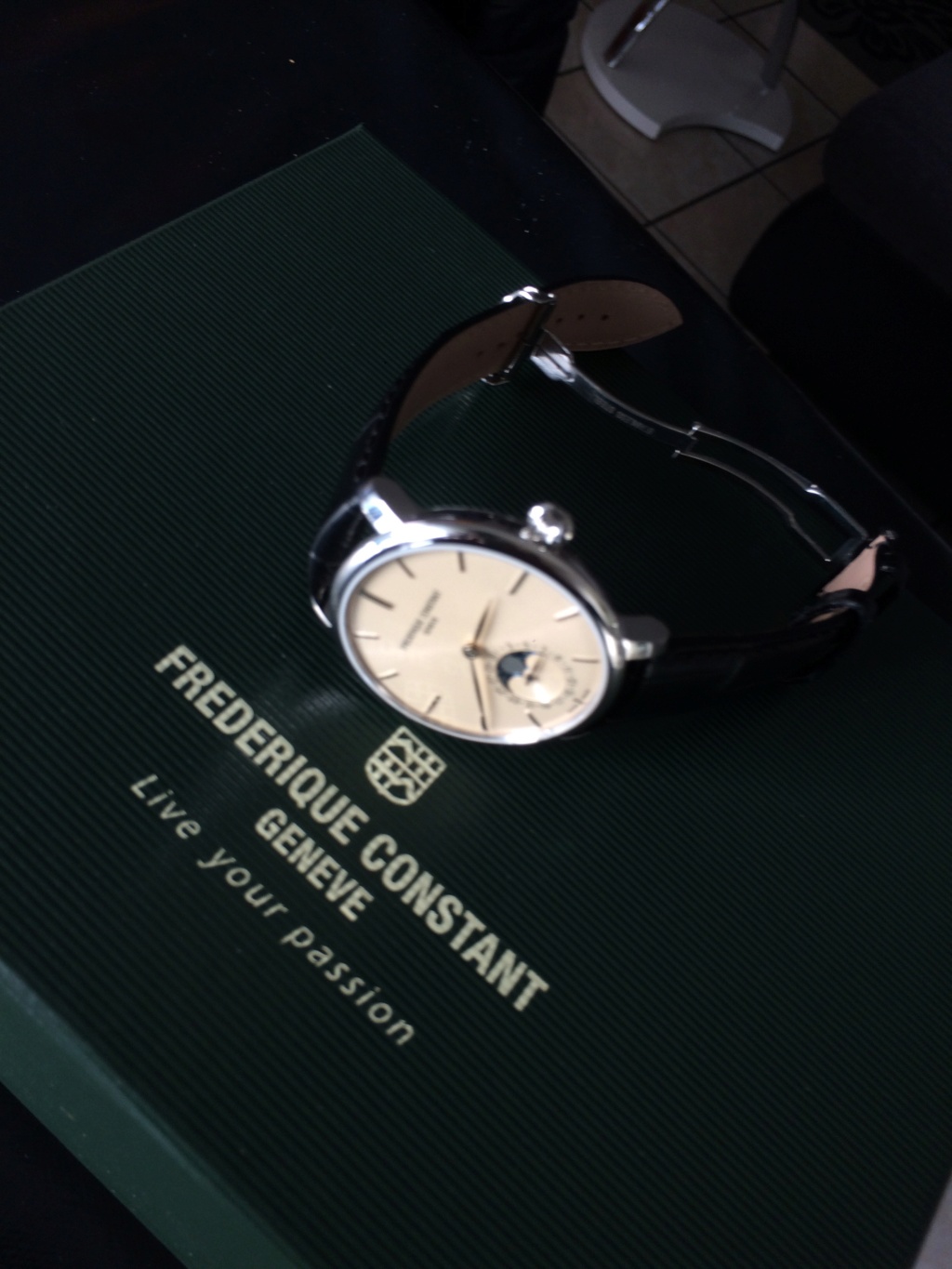 constant - [Revue] Frédérique Constant Slimline Moonphase Manufacture Deec1f10