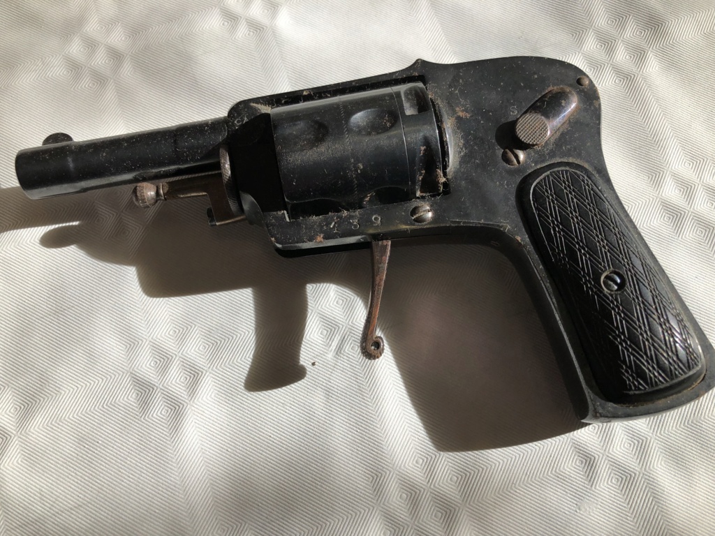 Identification et estimation pistolet 5b4f7610