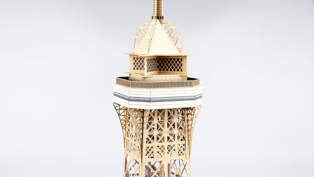 Eiffelturm 1:300  /  gebaut von Schnipsler Rbp_0112