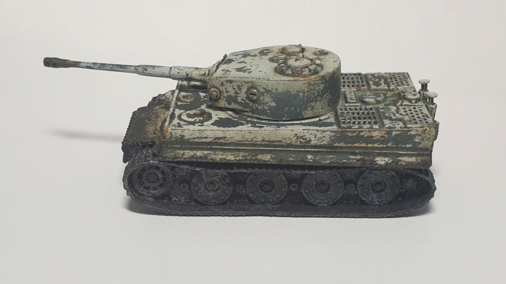 [AIRFIX] PzKpfw VI TIGRE auf.E 20220612