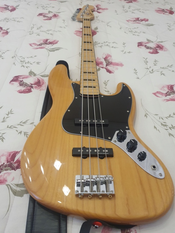 Baixo Fender Squier Jazz Bass Vintage Modified - R$ 3.500,00 6c149810