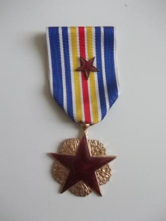 Barette médaille française Eaaeea10