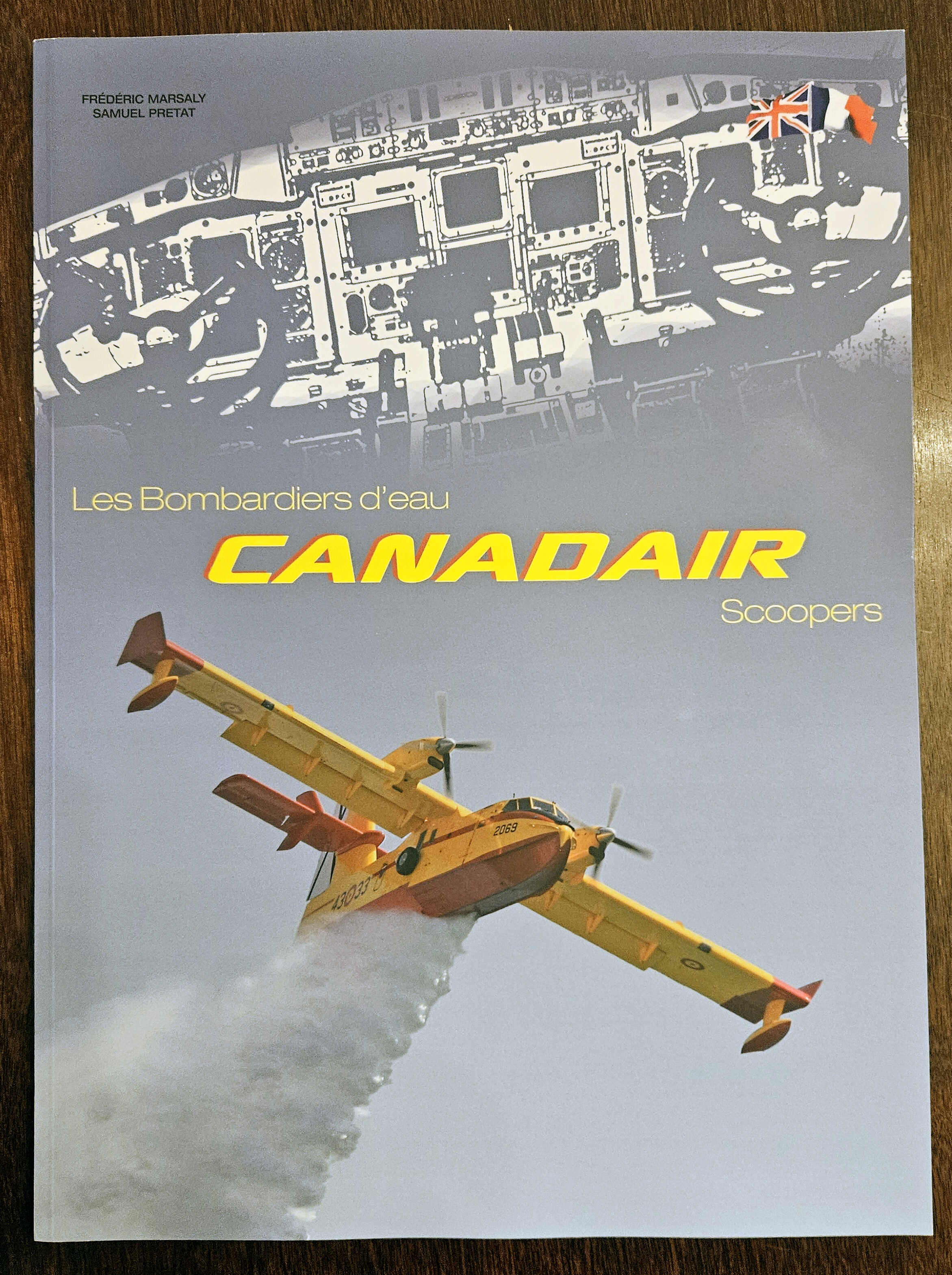 Canadair CL-415 - Page 15 00160