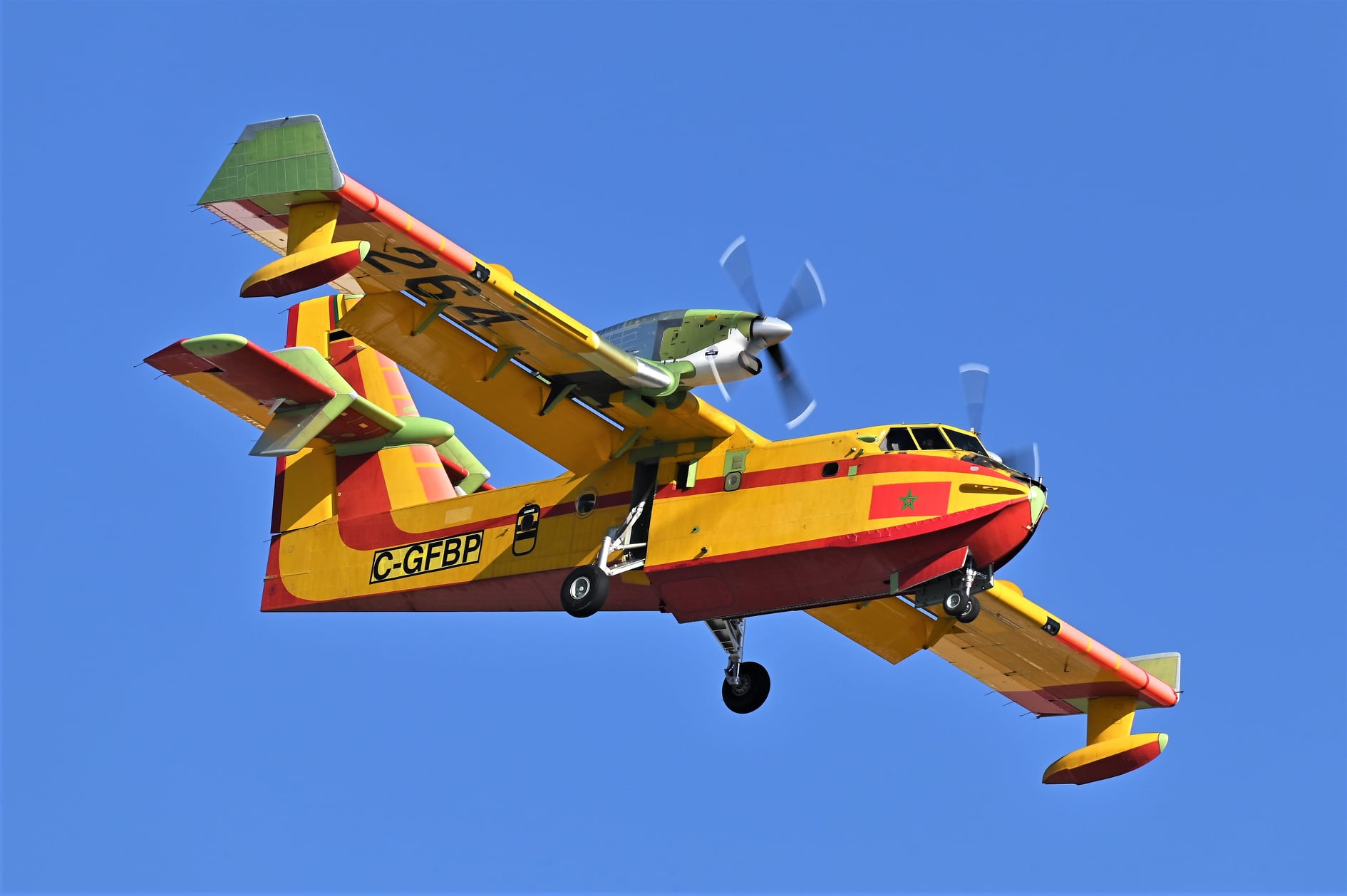 Canadair CL-415 - Page 9 24618910