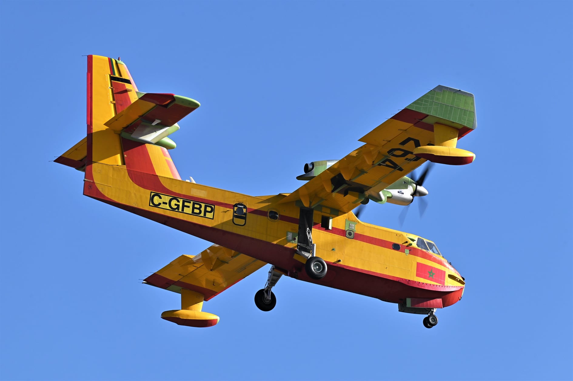 Canadair CL-415 - Page 9 24640810