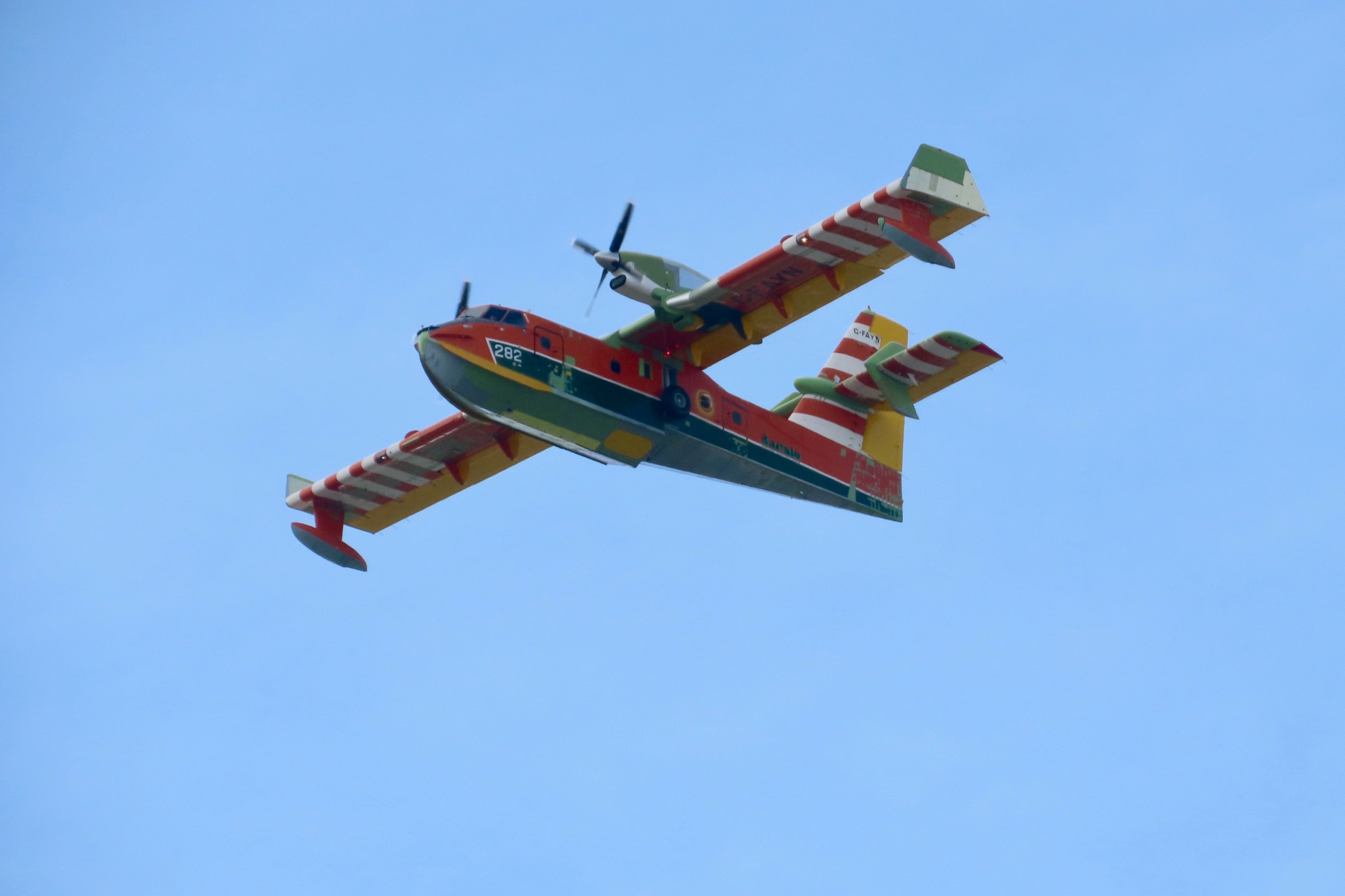Canadair CL-415 - Page 10 28749010