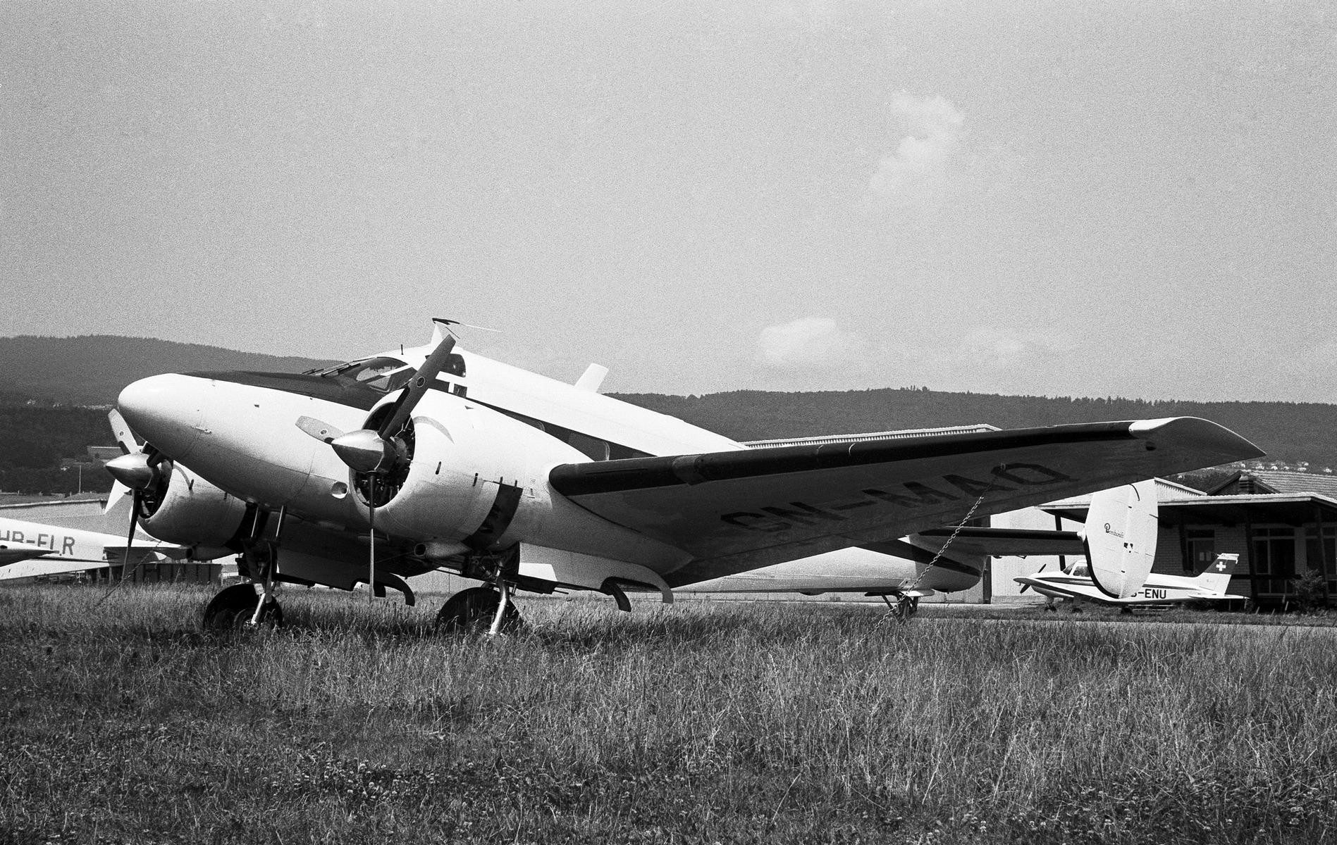 FRA: Photos anciens avions des FRA - Page 15 Clipb841