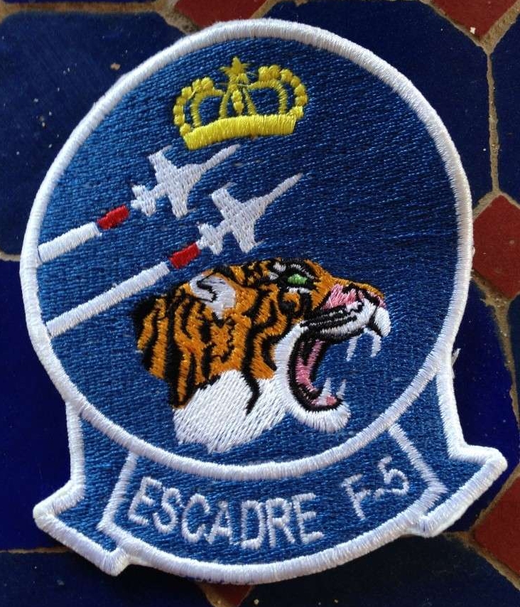 RMAF insignia Swirls Patches / Ecussons,cocardes et Insignes Des FRA - Page 8 F-5_110