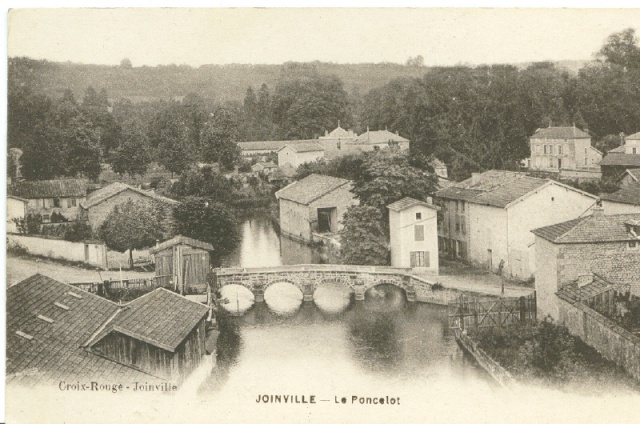 Joinville, le Poncelot et statue du Sire de Joinville Joinvi10