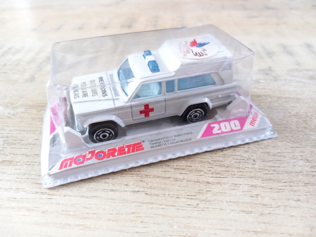 N°269 JEEP CHEROKEE AMBULANCE 20230361