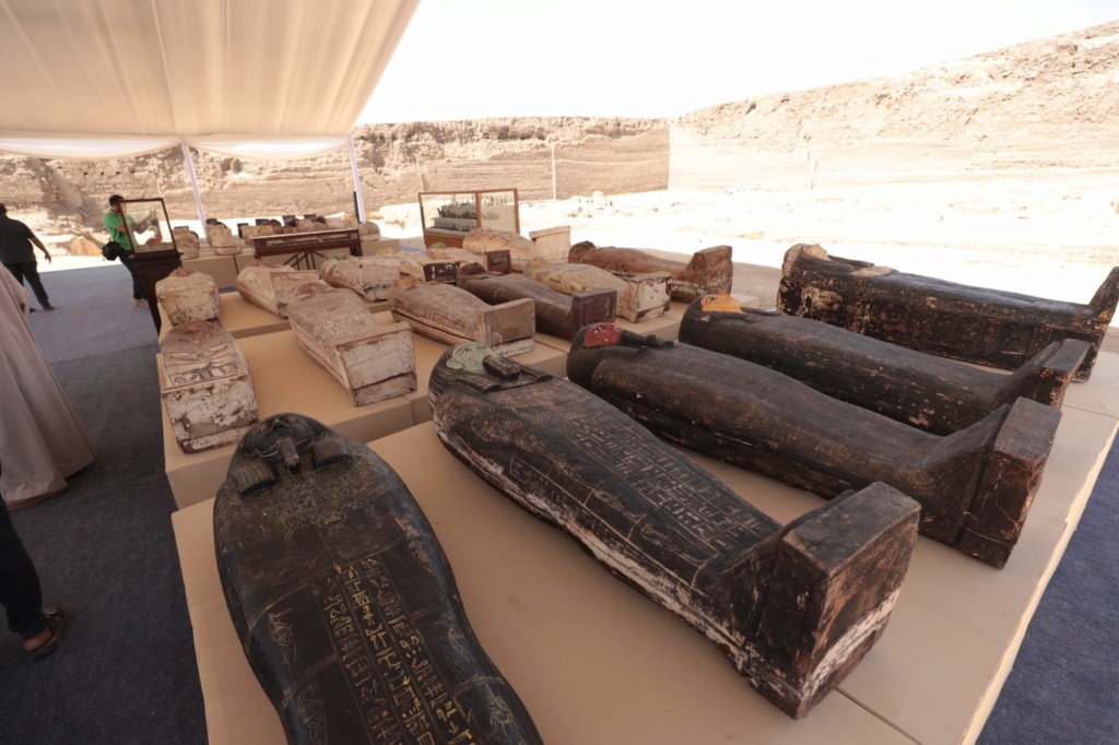 بطول 9 أمتار.. إكتشاف أول بردية مصرية كاملة تتحدث عن كتاب الموتى  5211