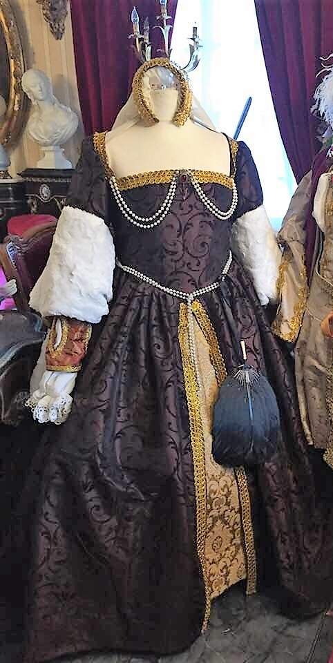Robe de style Renaissance Taille 46-48-50 45394511