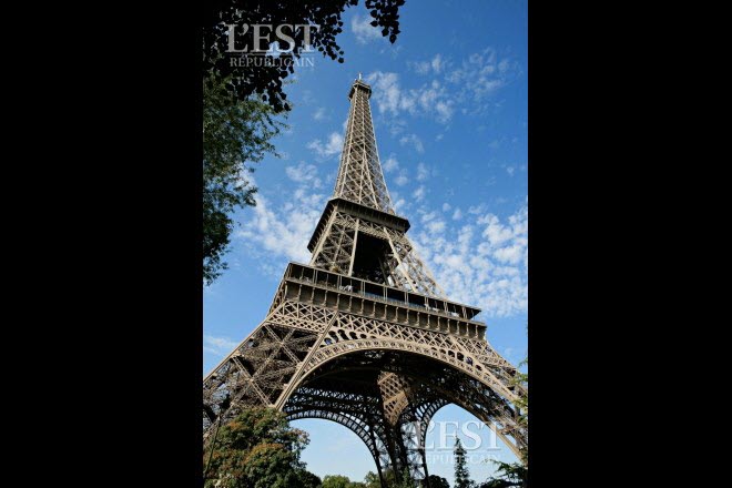 La Tour Eiffel ........... 157