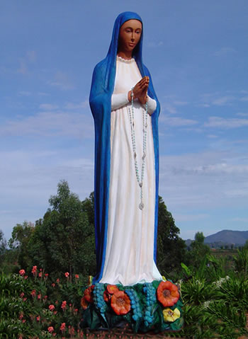 Apparition de la Vierge à Kibeho (1981) - Notre Dame de la Paix Appari13