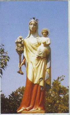Les apparitions de la Très Sainte Vierge Marie dans le monde Glasto10