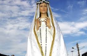 Les apparitions de la Très Sainte Vierge Marie dans le monde Itapir10