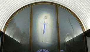 Les apparitions de la Très Sainte Vierge Marie dans le monde Notre_10
